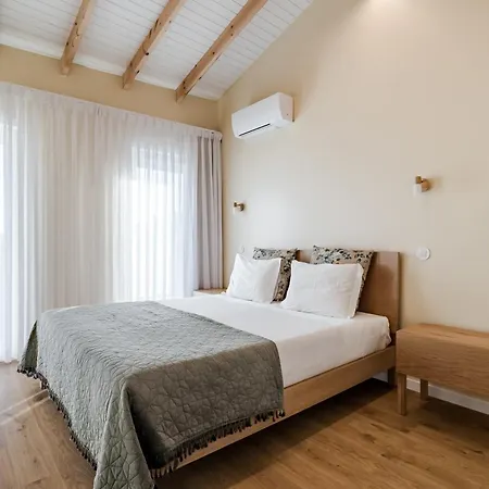 Casa Da Avo Custodia Holiday home Campo do Geres